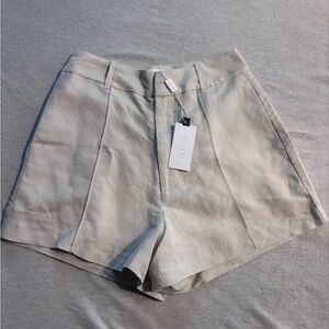 Astr the label khaki linen shorts. Women’s size xs. Nwt